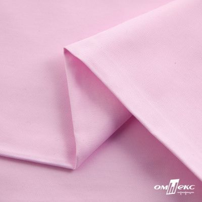 Ткань сорочечная Альто, 115 г/м2, 58% пэ,42% хл, окрашенный, шир.150 см, цв. 2-розовый (арт.101) - купить в Грозном. Цена 306.69 руб.